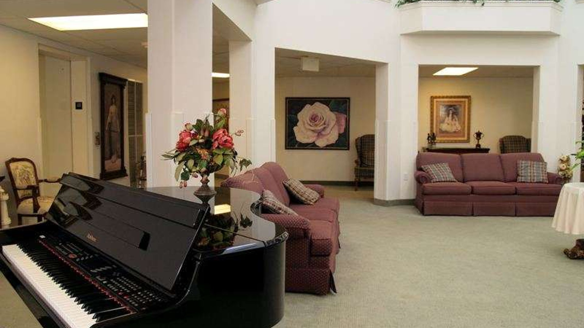 System.Collections.Generic.List`1[AFS.Common.Models.Photo] - Image 3