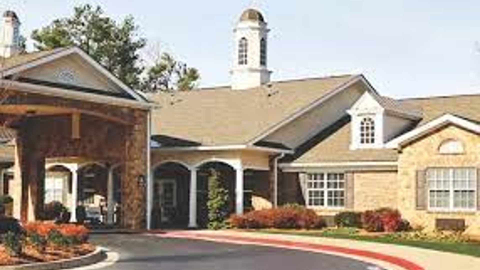 System.Collections.Generic.List`1[AFS.Common.Models.Photo] - Image 1