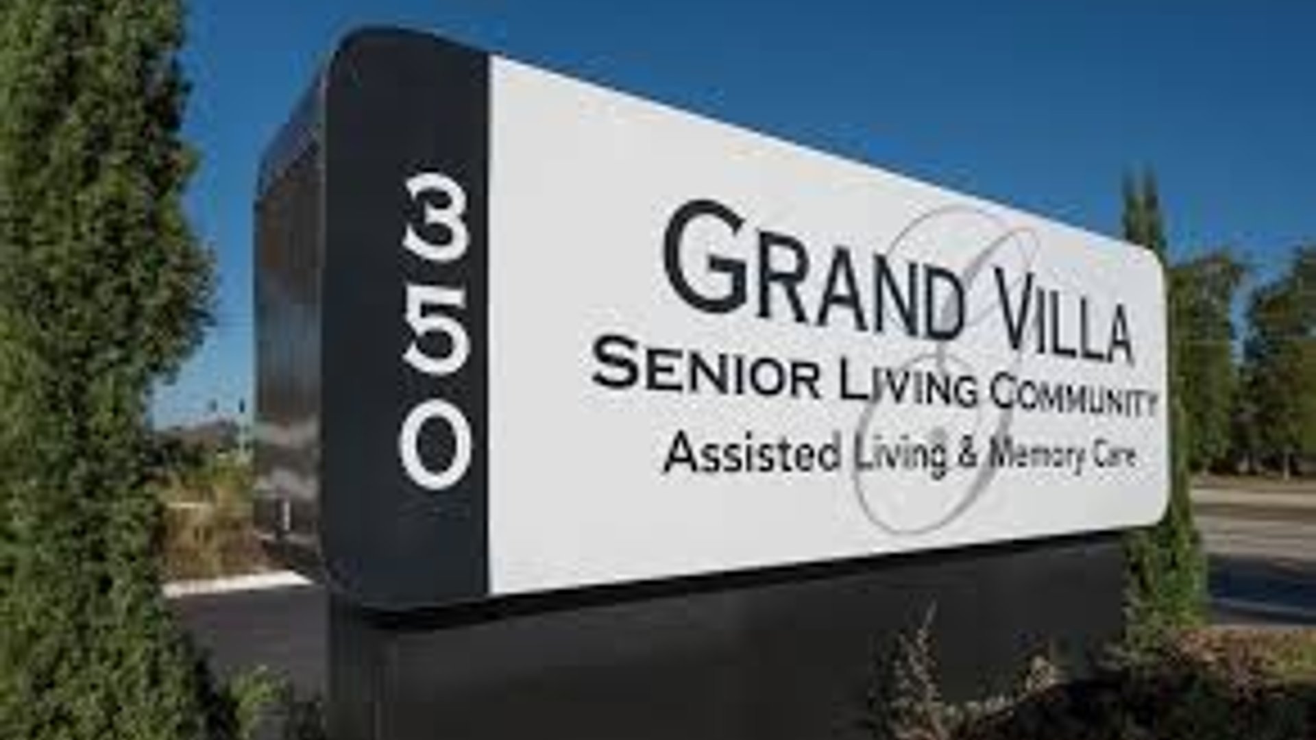 System.Collections.Generic.List`1[AFS.Common.Models.Photo] - Image 1