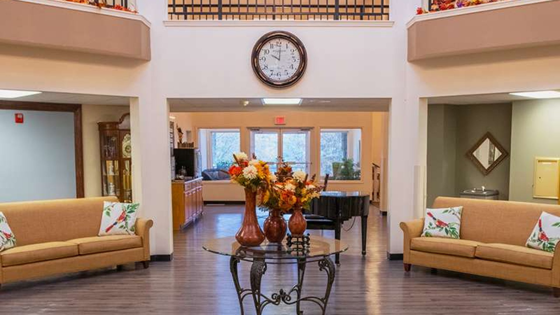 System.Collections.Generic.List`1[AFS.Common.Models.Photo] - Image 2