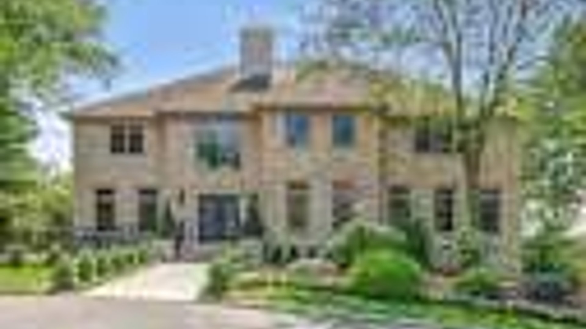 System.Collections.Generic.List`1[AFS.Common.Models.Photo] - Image 1