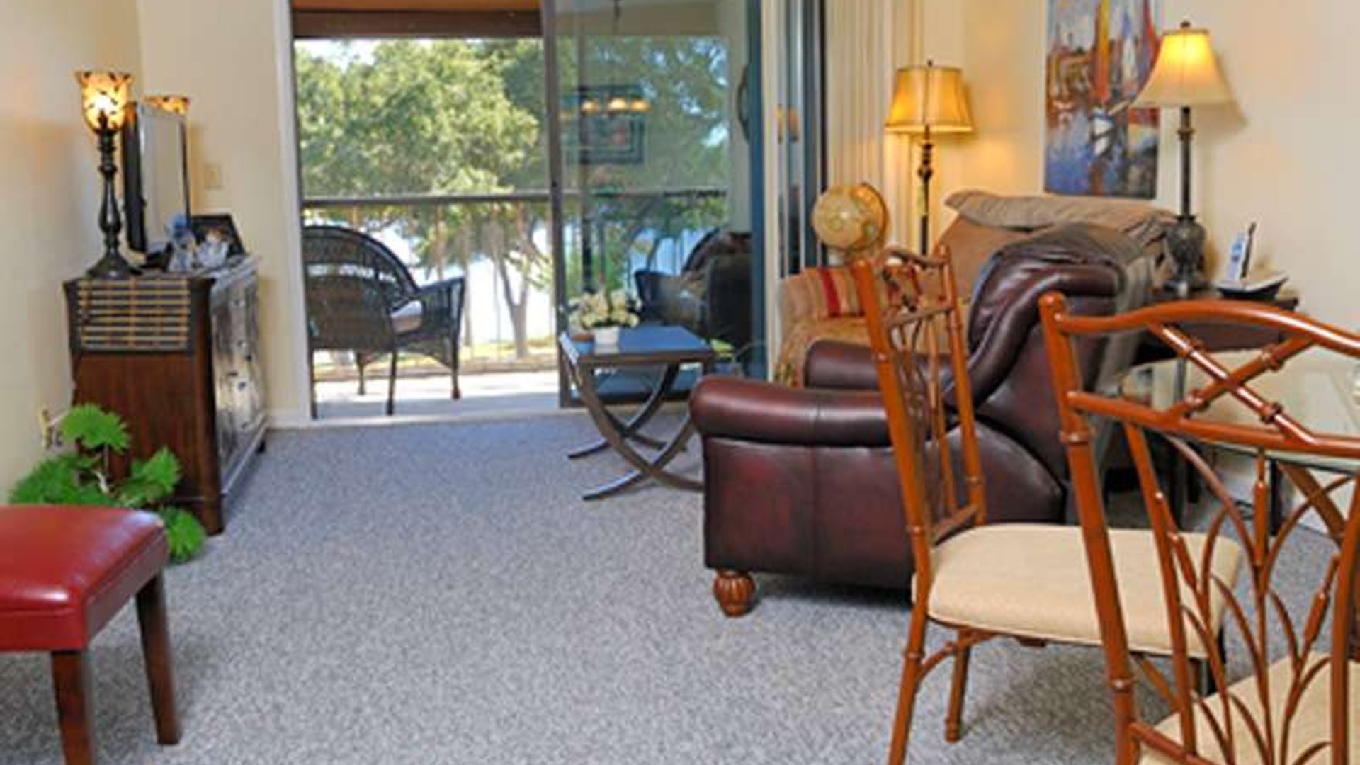 System.Collections.Generic.List`1[AFS.Common.Models.Photo] - Image 4