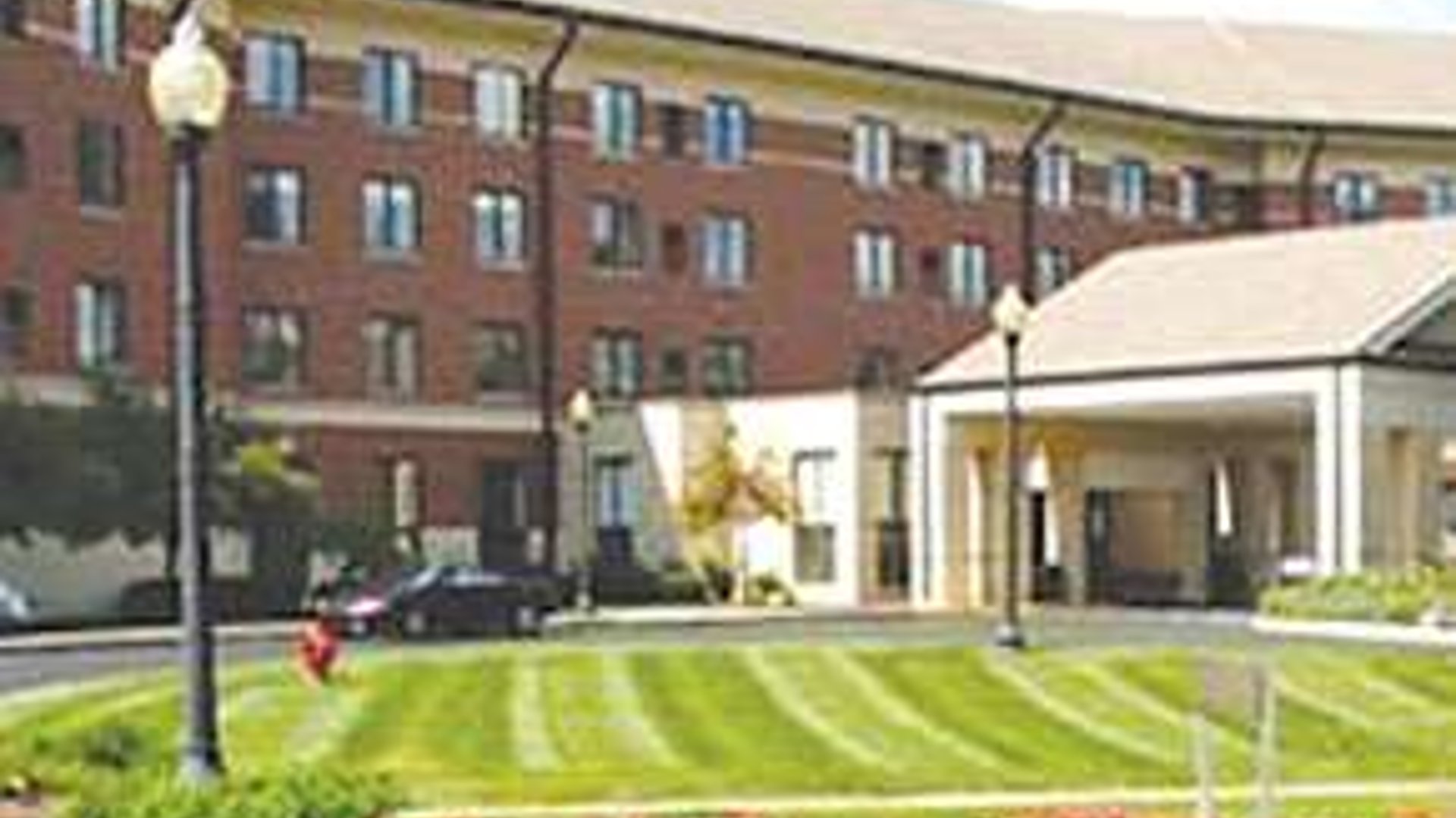 System.Collections.Generic.List`1[AFS.Common.Models.Photo] - Image 1