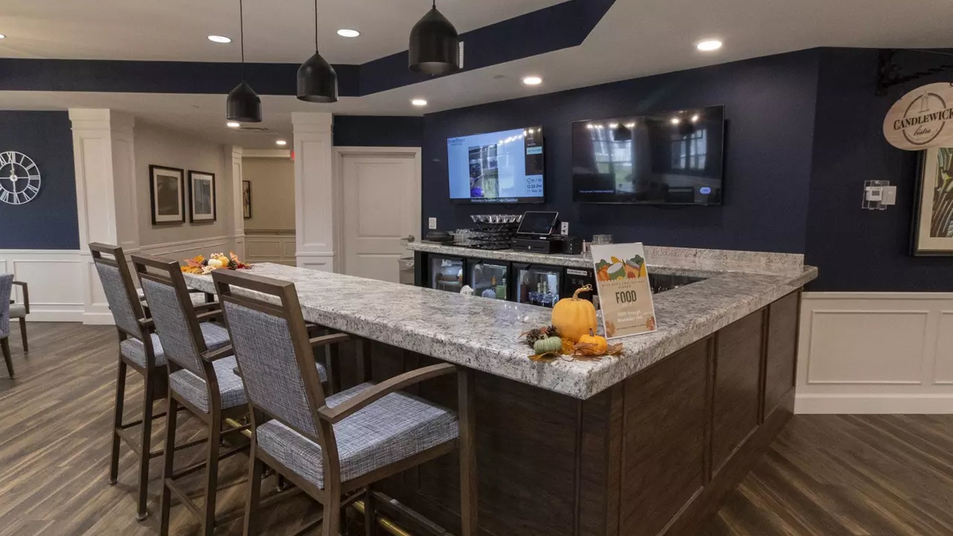 System.Collections.Generic.List`1[AFS.Common.Models.Photo] - Image 4