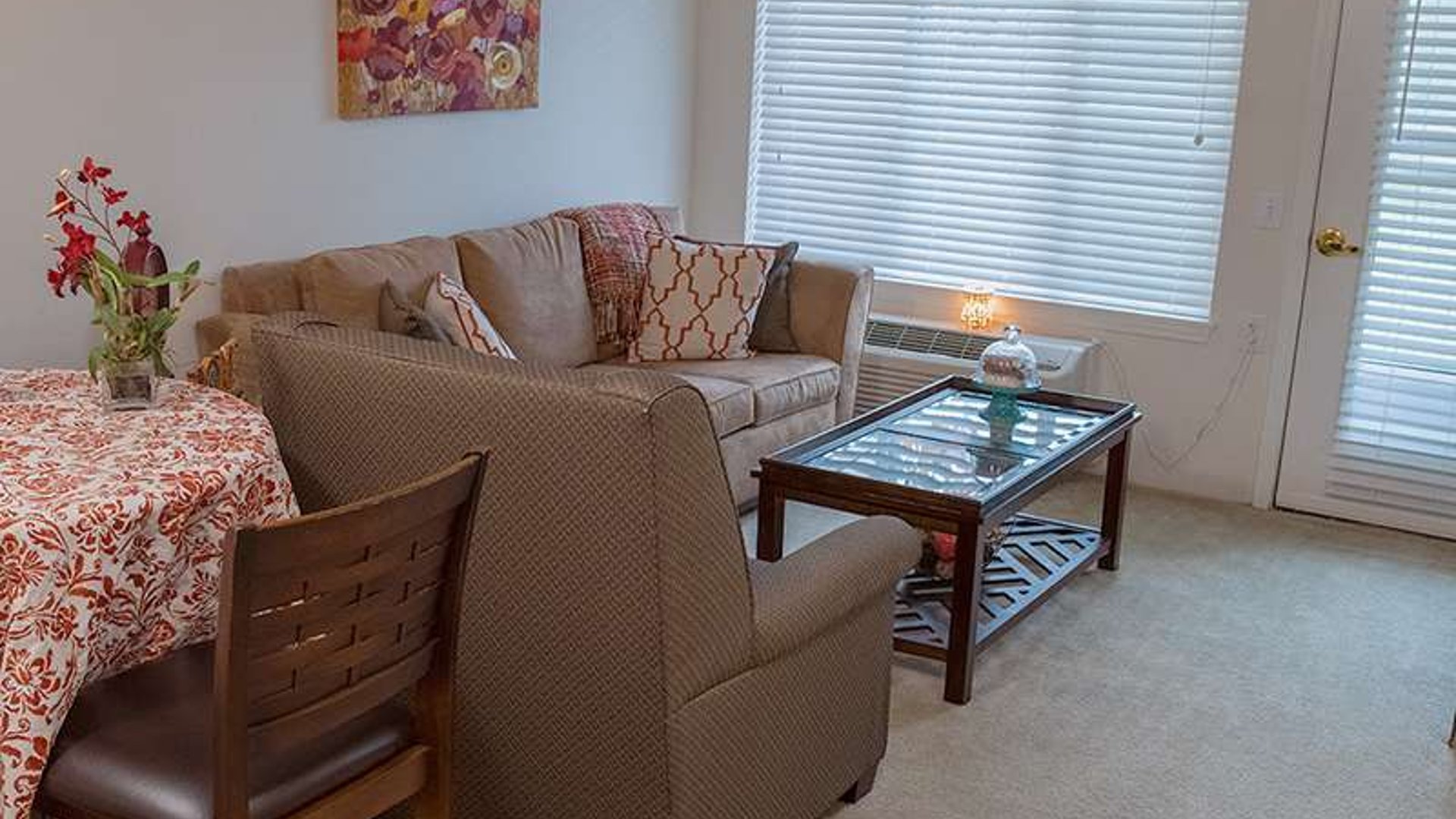 System.Collections.Generic.List`1[AFS.Common.Models.Photo] - Image 5