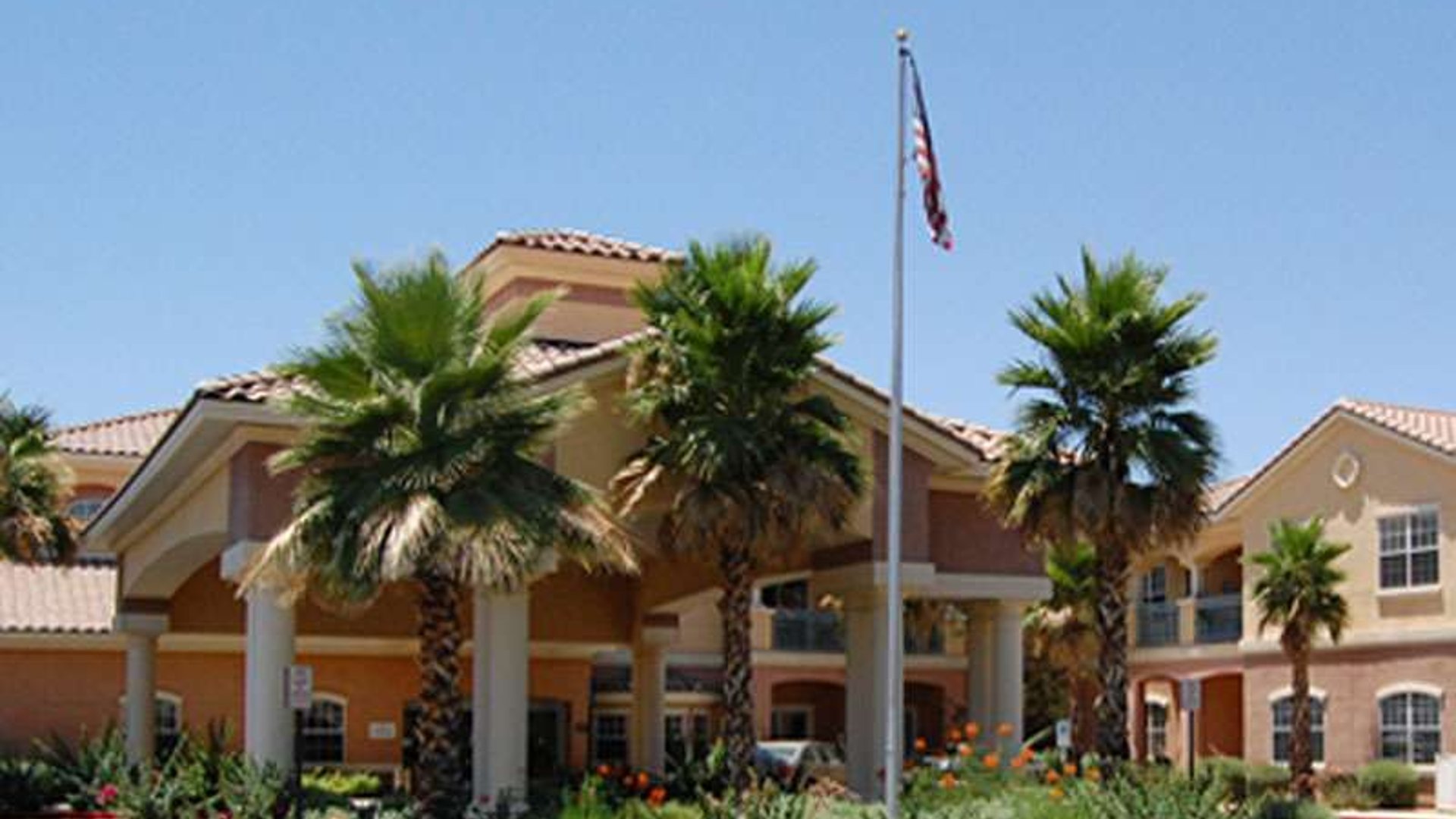 System.Collections.Generic.List`1[AFS.Common.Models.Photo] - Image 1