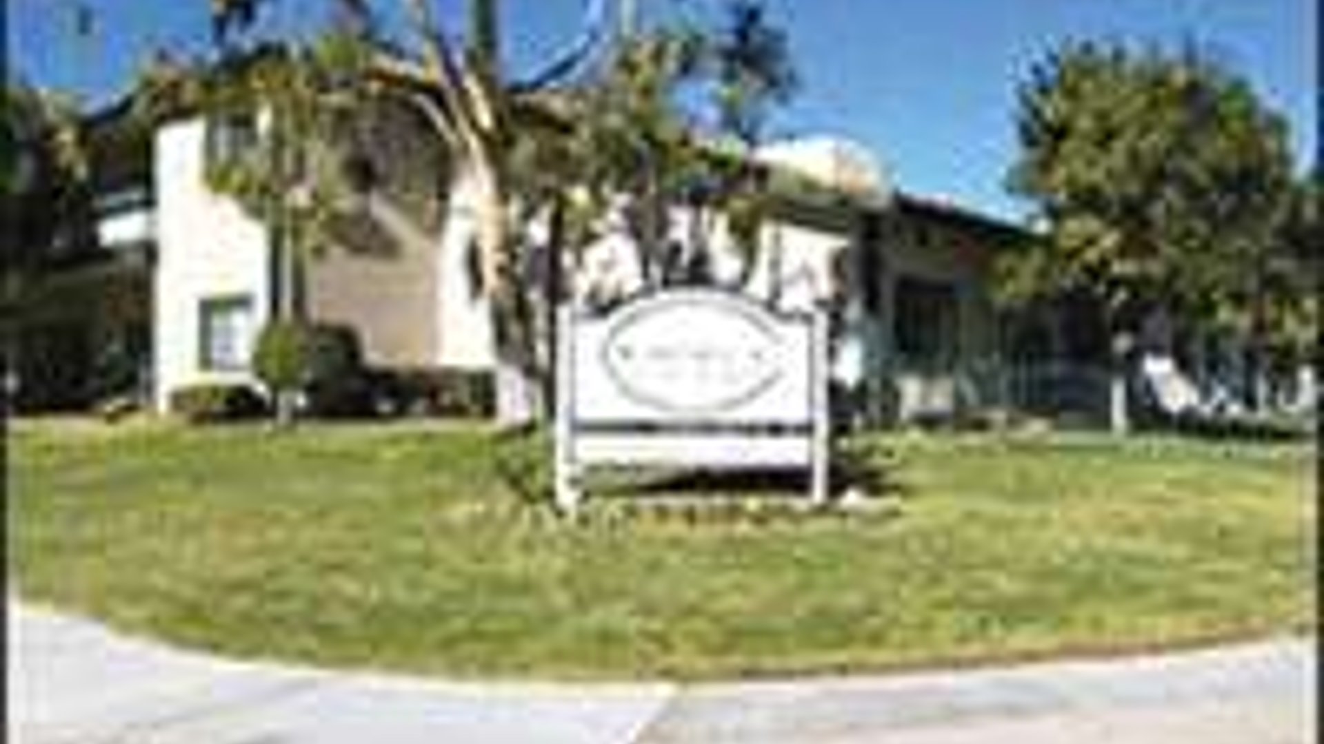 System.Collections.Generic.List`1[AFS.Common.Models.Photo] - Image 1