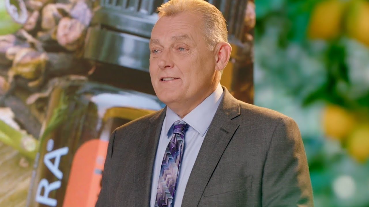 Dr. Hill Discusses the Benefits of doTERRA On Guard™ (deutsch)