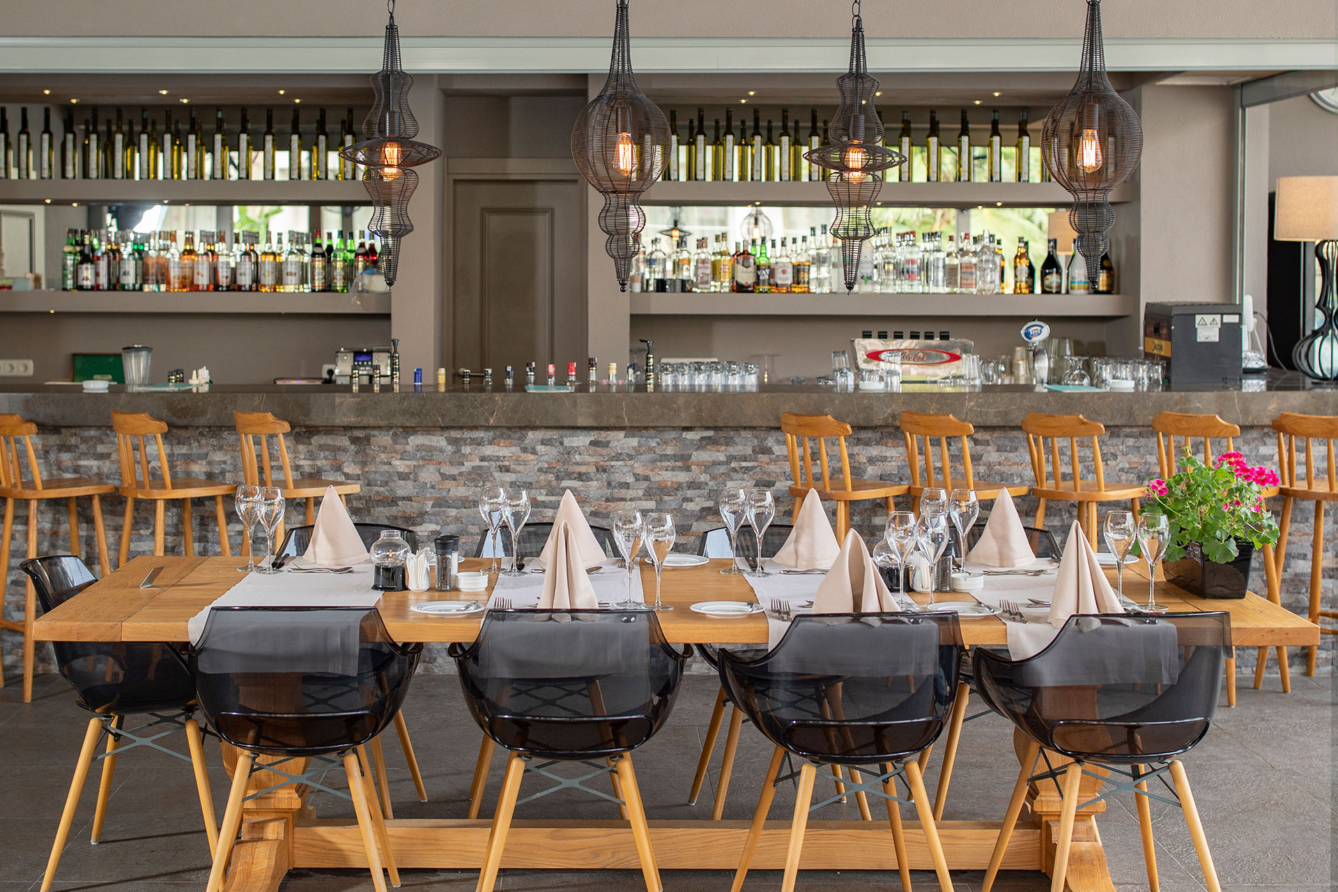 Olive Bar