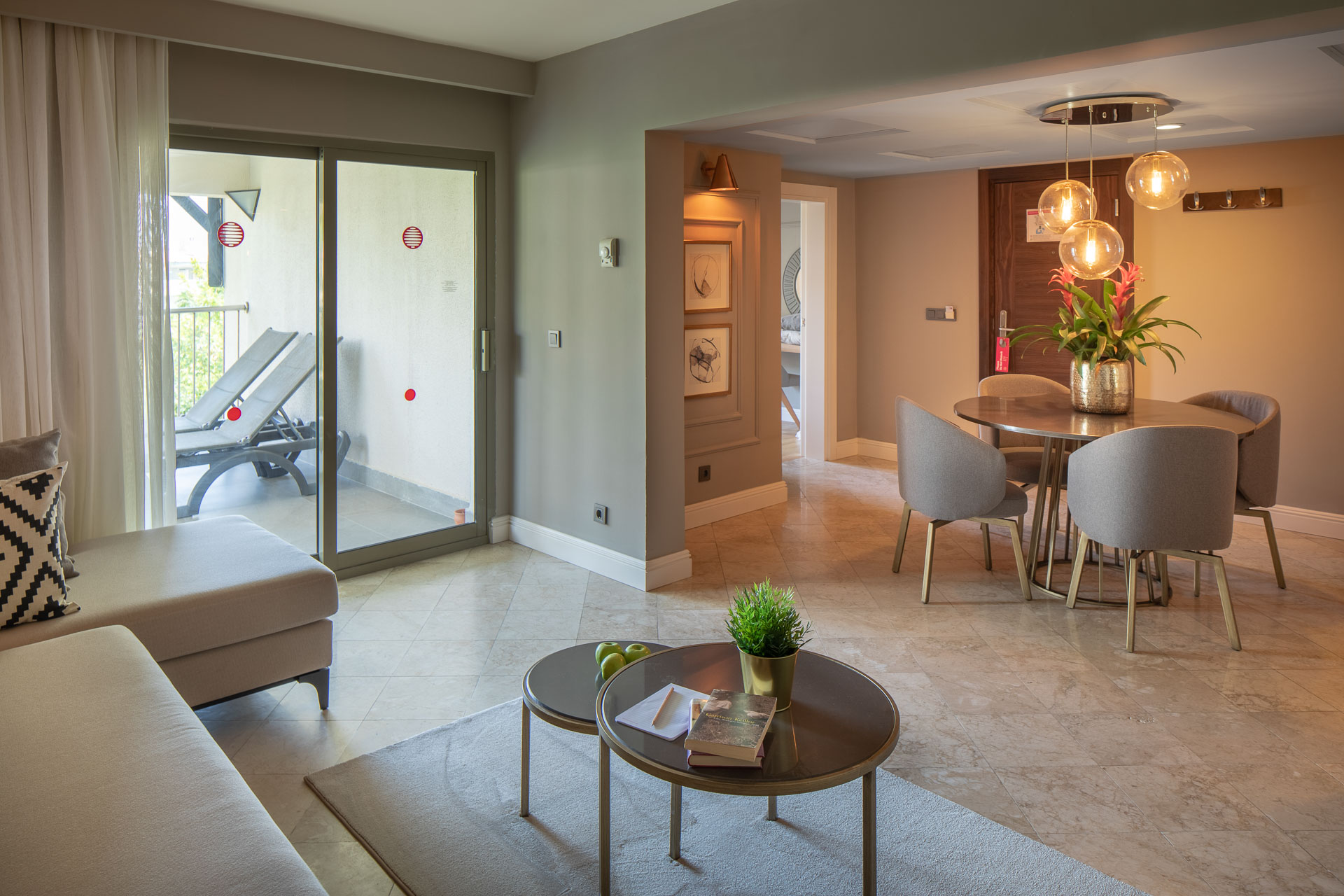 Номер Side Suite
