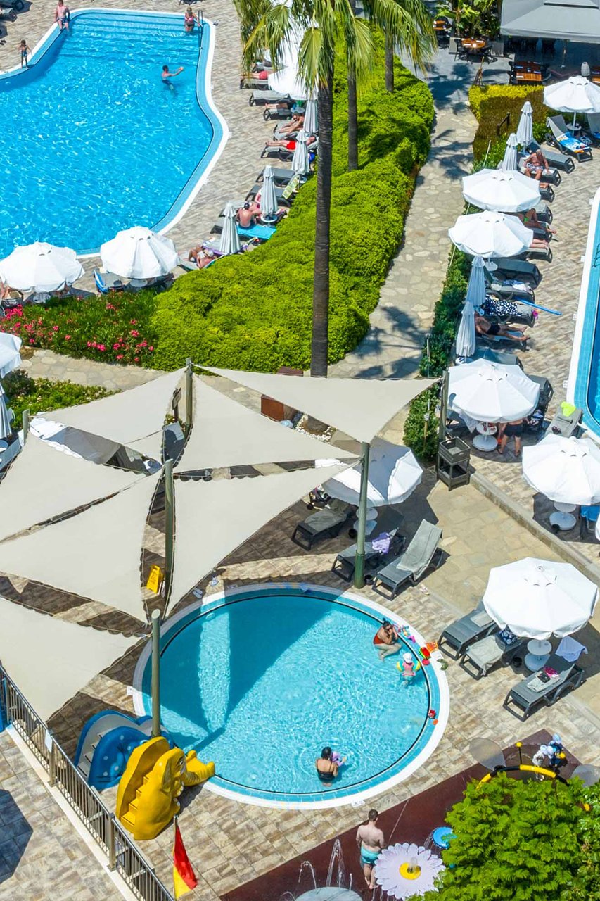 Çocuk havuzumuzda neşe dolu anlar yaşayın