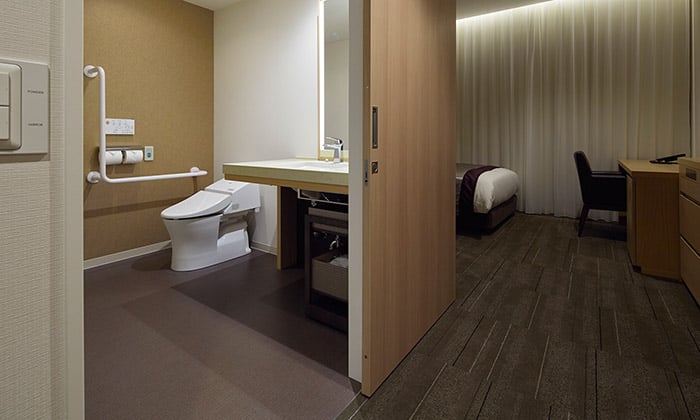mitsui_garden_hotel_osaka_premier_accessible_room2
