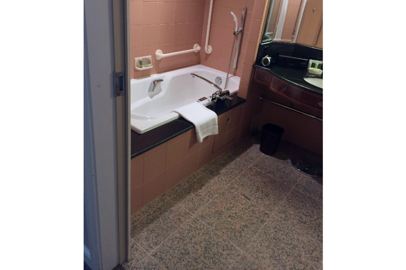 westin_tokyo_accessible_room-measurements_11
