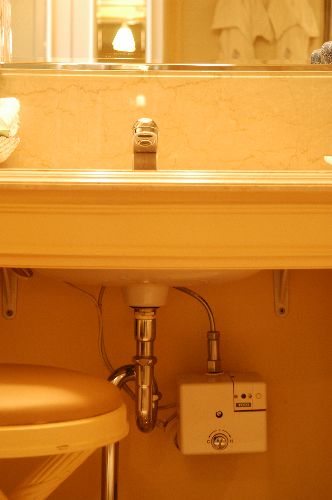 hotel_chinzanso_tokyo_bathroom2