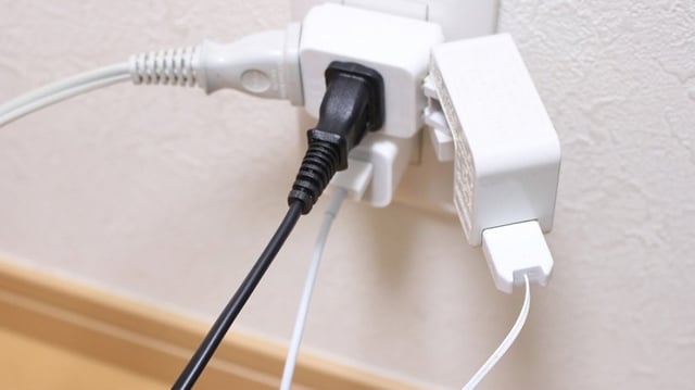 Too many plugs in a socket