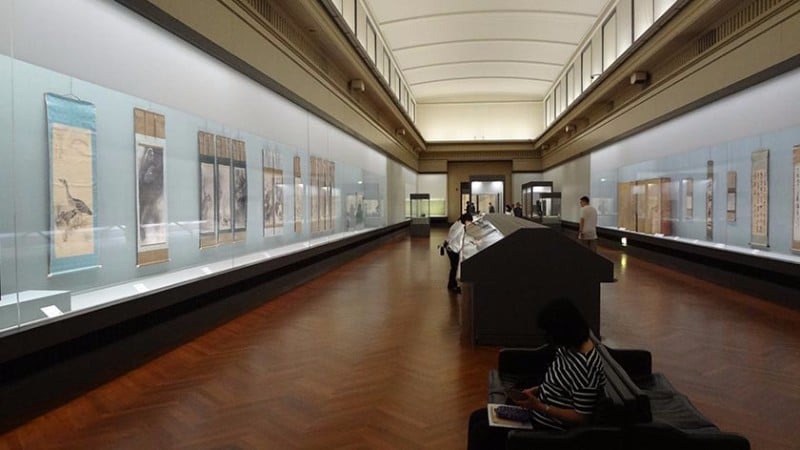 3819 tokyo national museum spacious