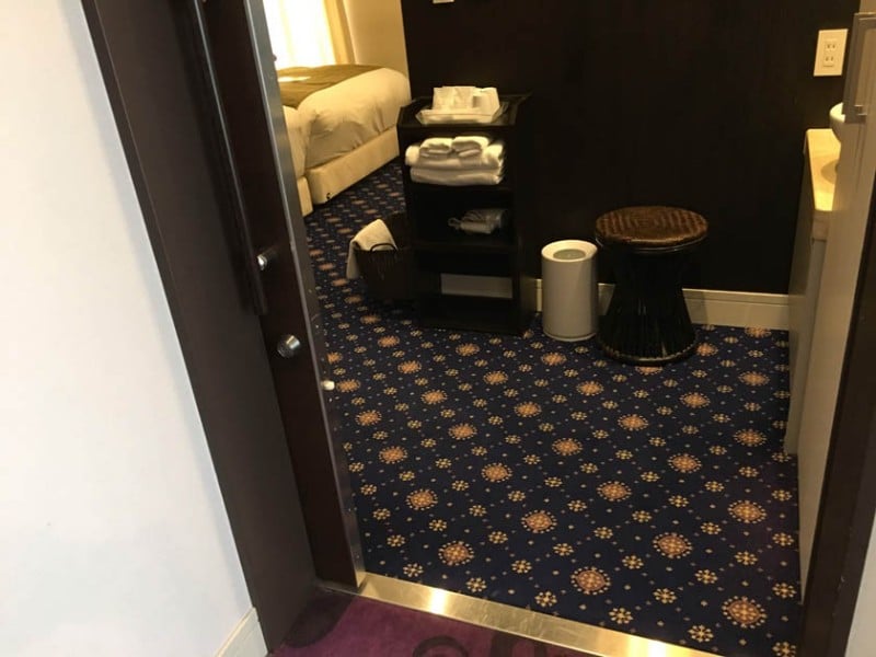 centurion-hotel-grand-akasaka-entrance