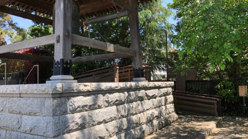 4366 zenyoji temple bell