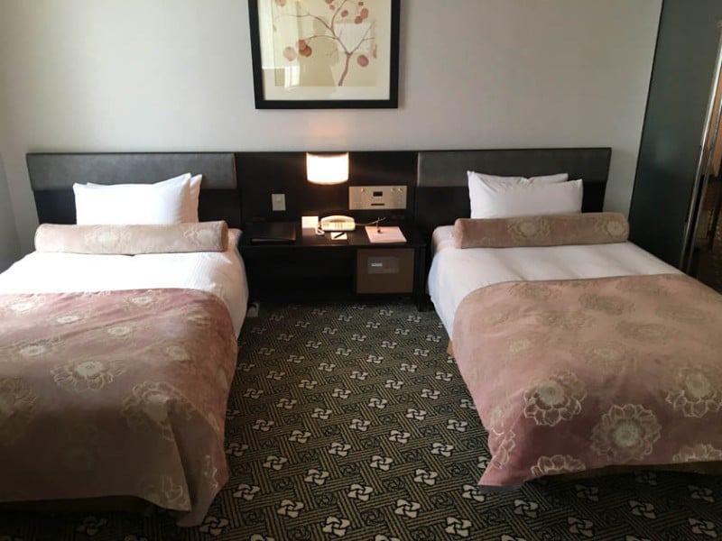 grand-prince-hiroshima-accessible-room-beds