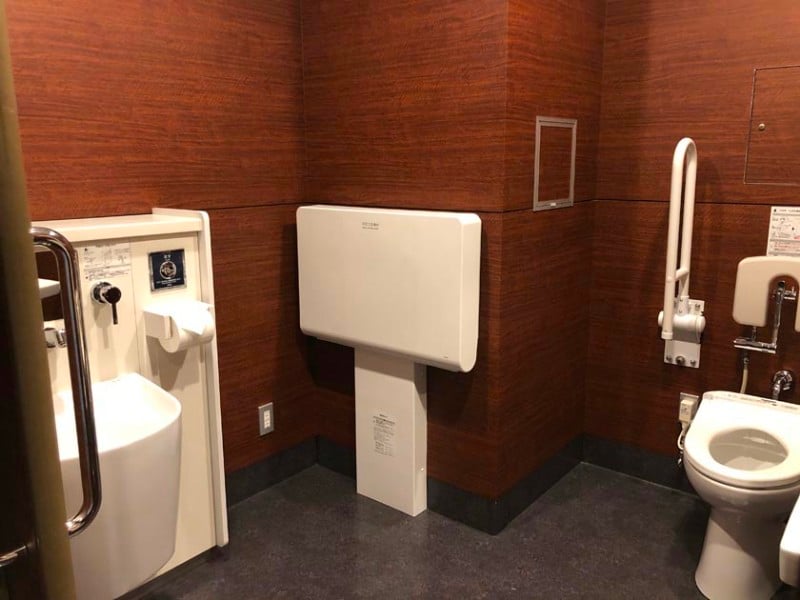 20180923_014630752_ios 20180923_014630752_ios