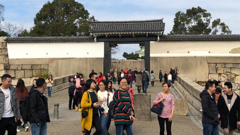 4880 osaka castle moat bridge 2