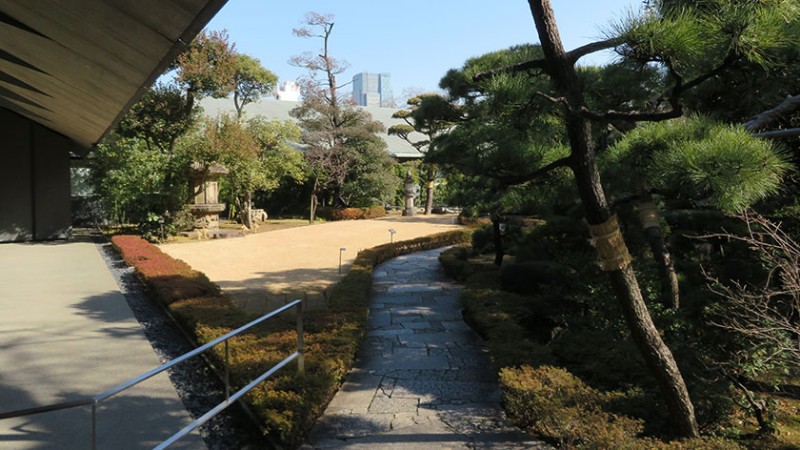 4910 nezu museum garden 1