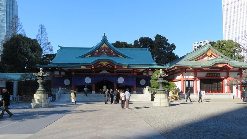 4917 hie shrine feature