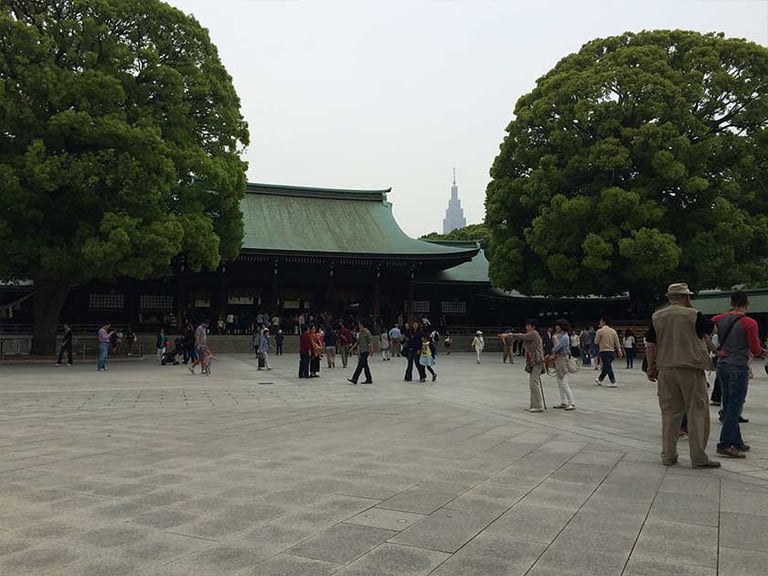 meiji jingu inside 768x576