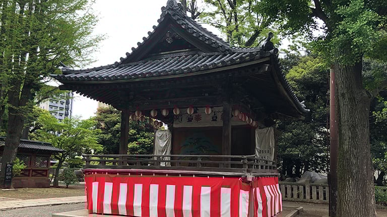 nezu jinja stage 768x432