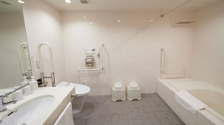 sotetsu fresa inn nihombashi ningyocho accessible room 3 768x432