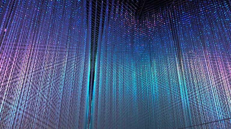 teamlab boarderless led 768x432