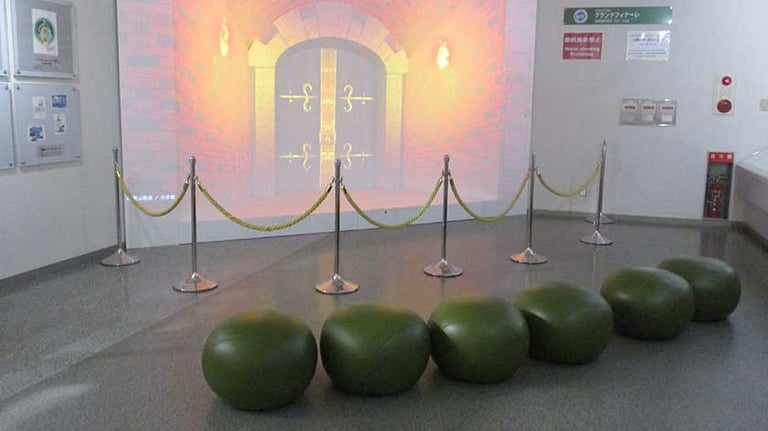 gosho aoyama manga factory video seats 2 768x432