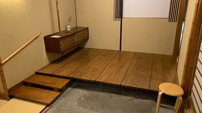 Genkan of Kozeniya's Houden Suite