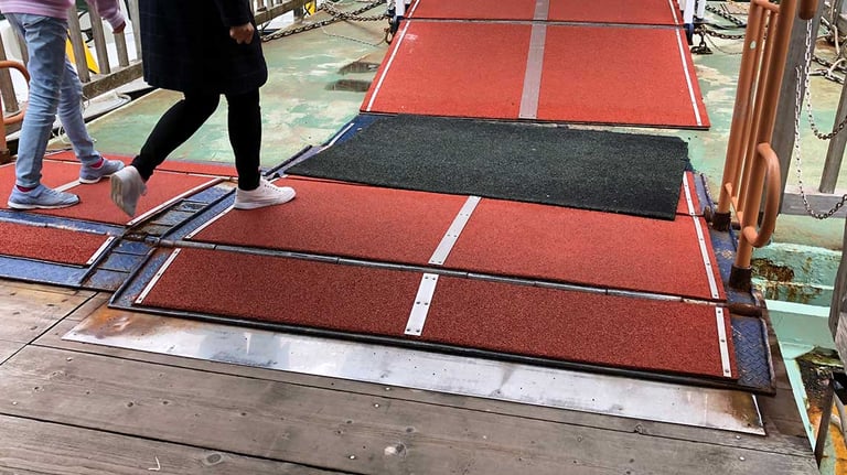 Shimoda Underwater Aquarium dock slope 2 768x432