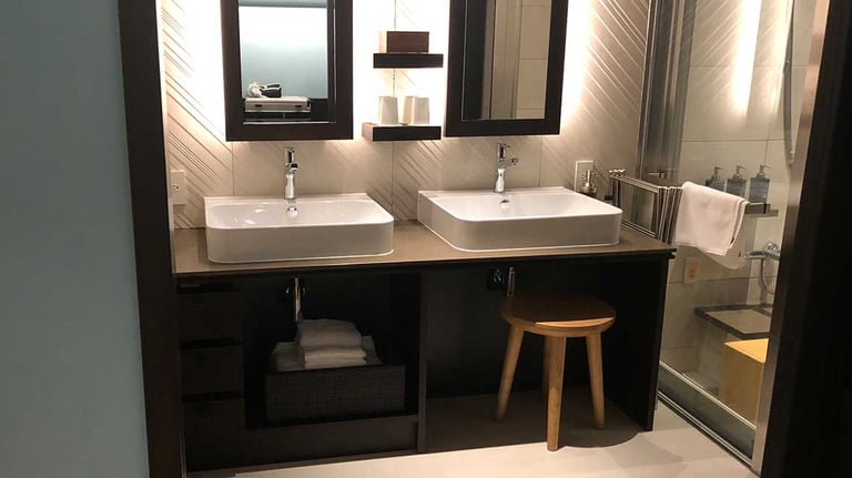 hoshinoya okinawa haru bath entrance 768x432