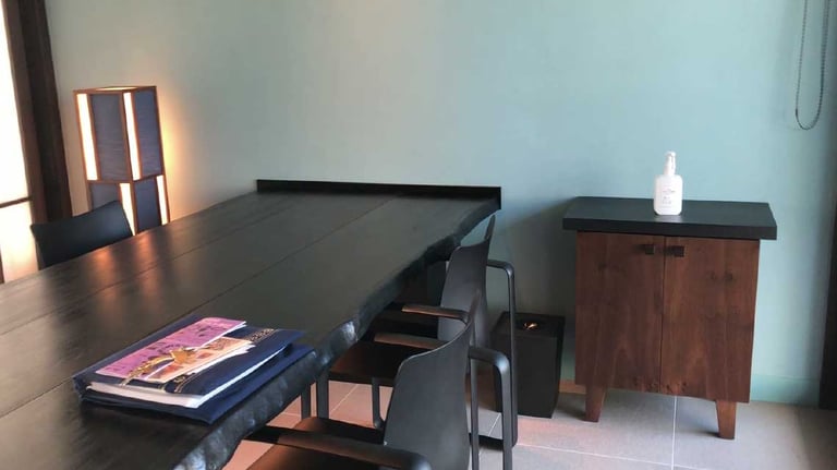 hoshinoya okinawa haru kitchen table 1 768x432