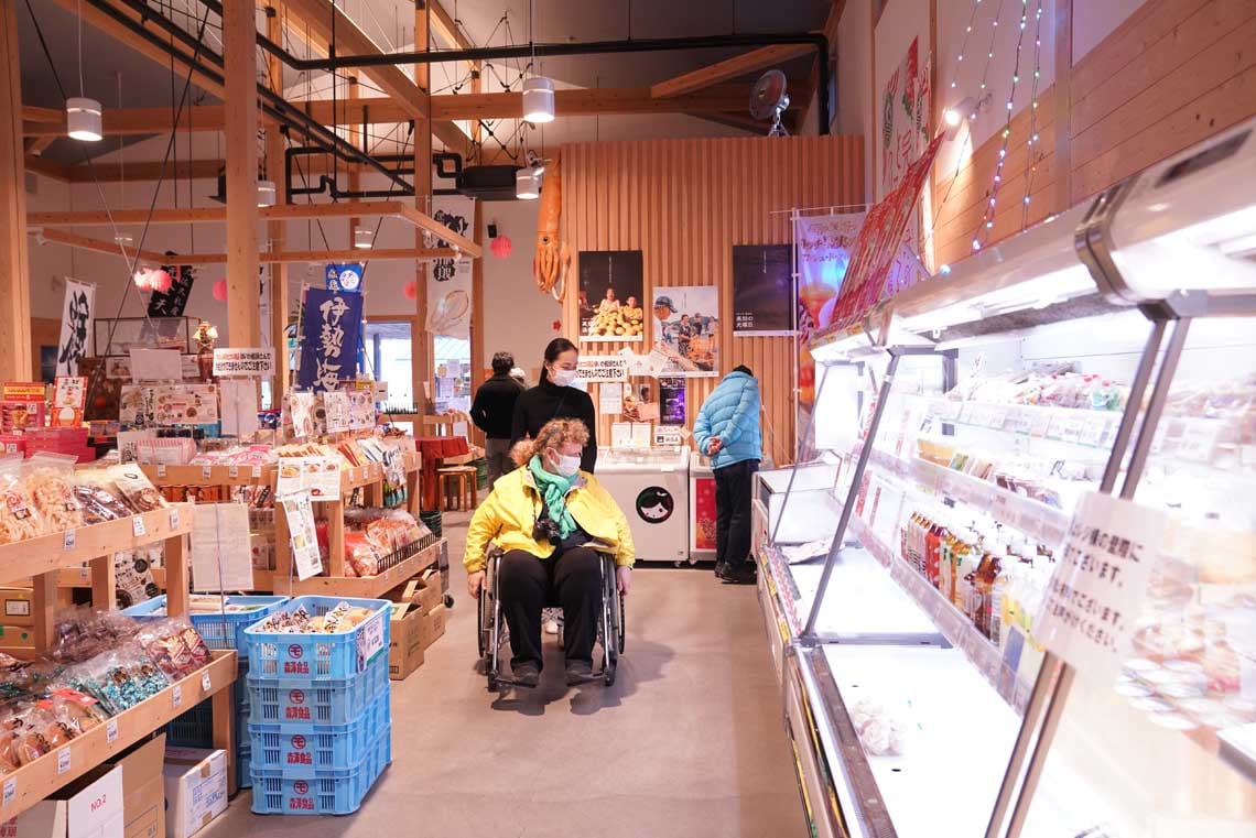 Shopping at Roadside station Nakatosa