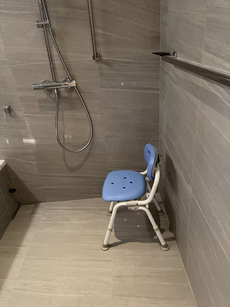 shower chair