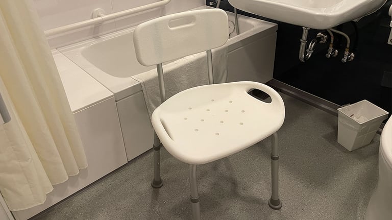 Mitsui Garden Hotel Kyoto Station shower chair 768x432