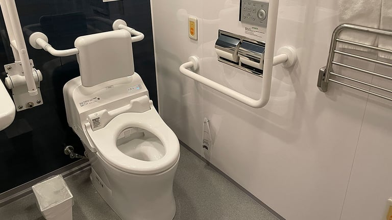 Mitsui Garden Hotel Kyoto Station toilet 768x432