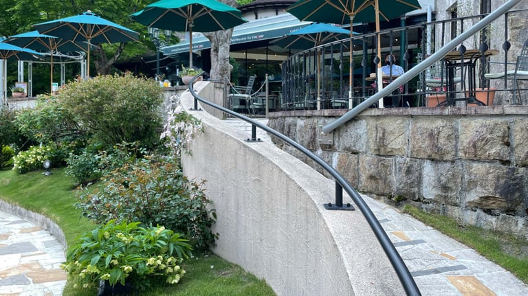 glass restaurant ramp 768x432