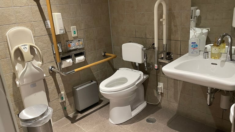 senagajima lobby toilet1 768x432