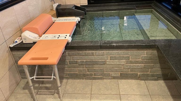 Slide-board and lift into the bath