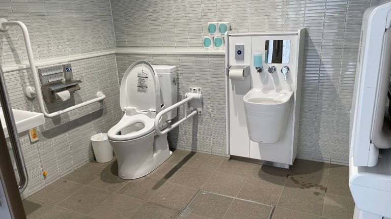 Accessible toilet on shrine grounds