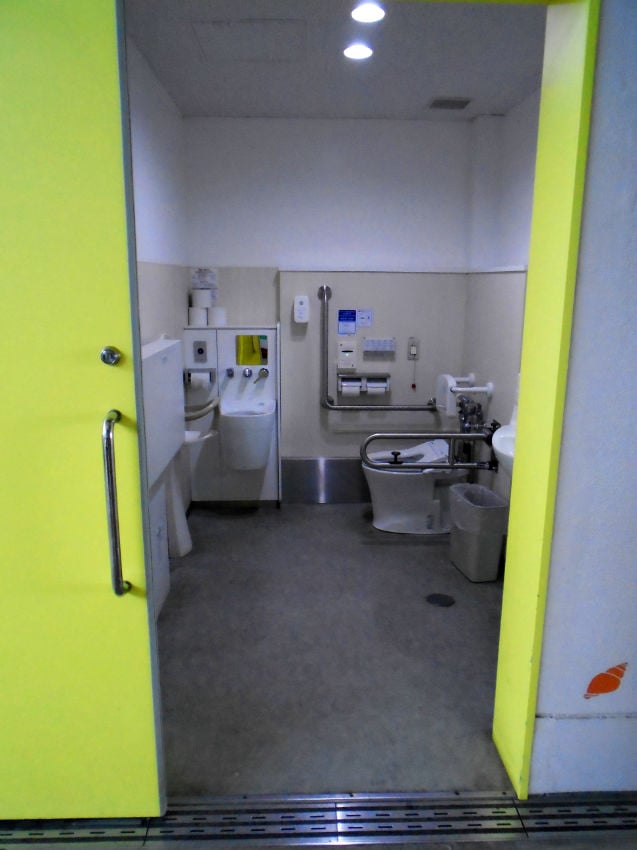 Aqua Museum 4F restroom