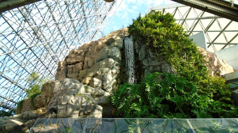 Aqua Museum Inside zoo area 3 768x432