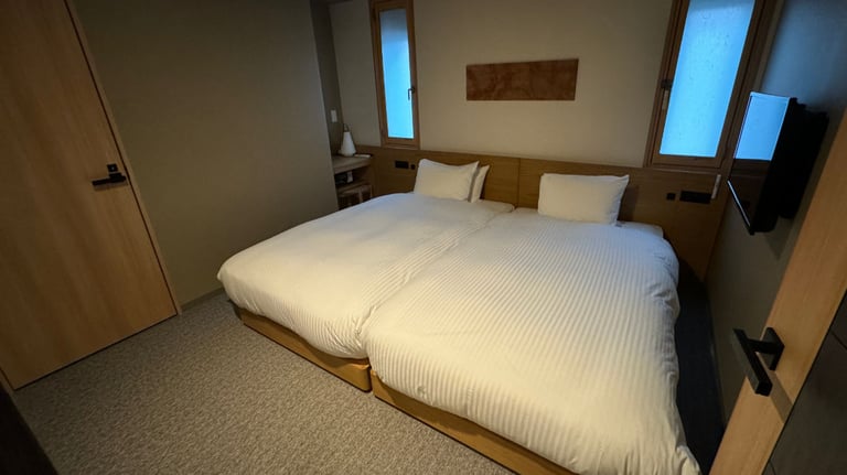 premium two bedroom suite bedroom 1 768x432