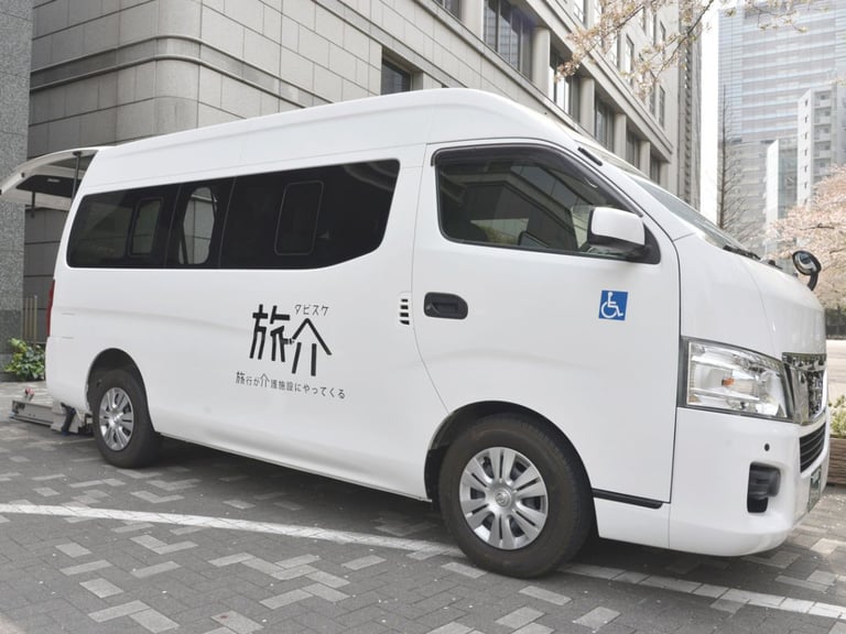 asakusa car2 768x576