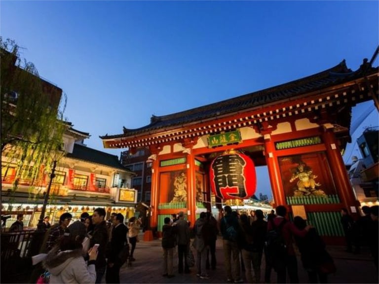 asakusa kaminarimon 768x576