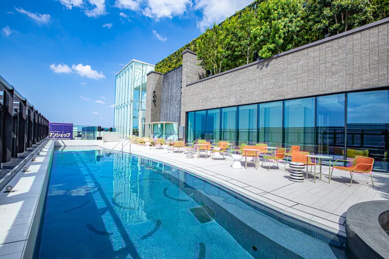 Miyako Hotel Hakata pool 768x512